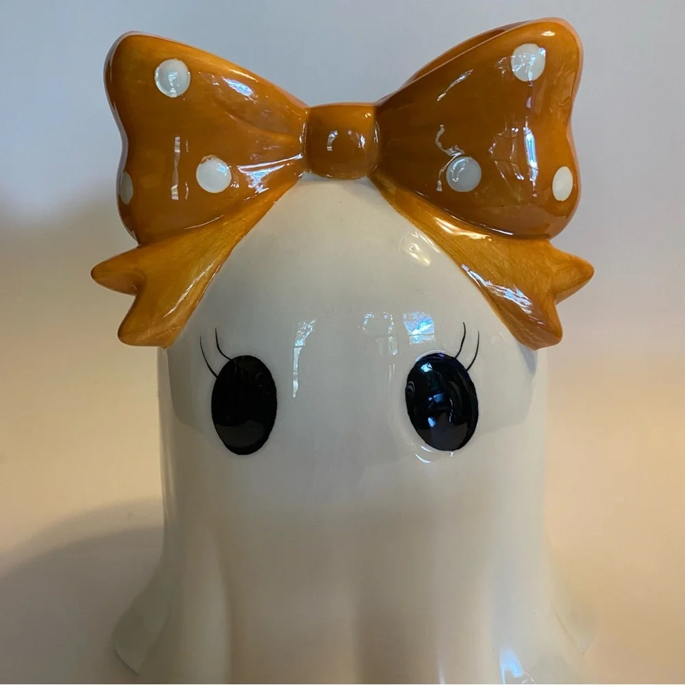 Cute Ceramic Kawaii Ghost Figurine with Orange Polka Dot Bow Halloween Decor New